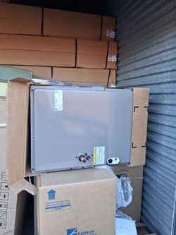 New 3 ton horizontal coil 410A.     XAFB36DBCN1