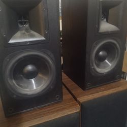 TOTAL KLIPSCH KLARITY- PRICED TO SELL! 