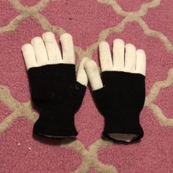 Glow in the dark gloves