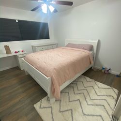 Queen Tempurpedic Bed ( Mattress And Bed Frame )