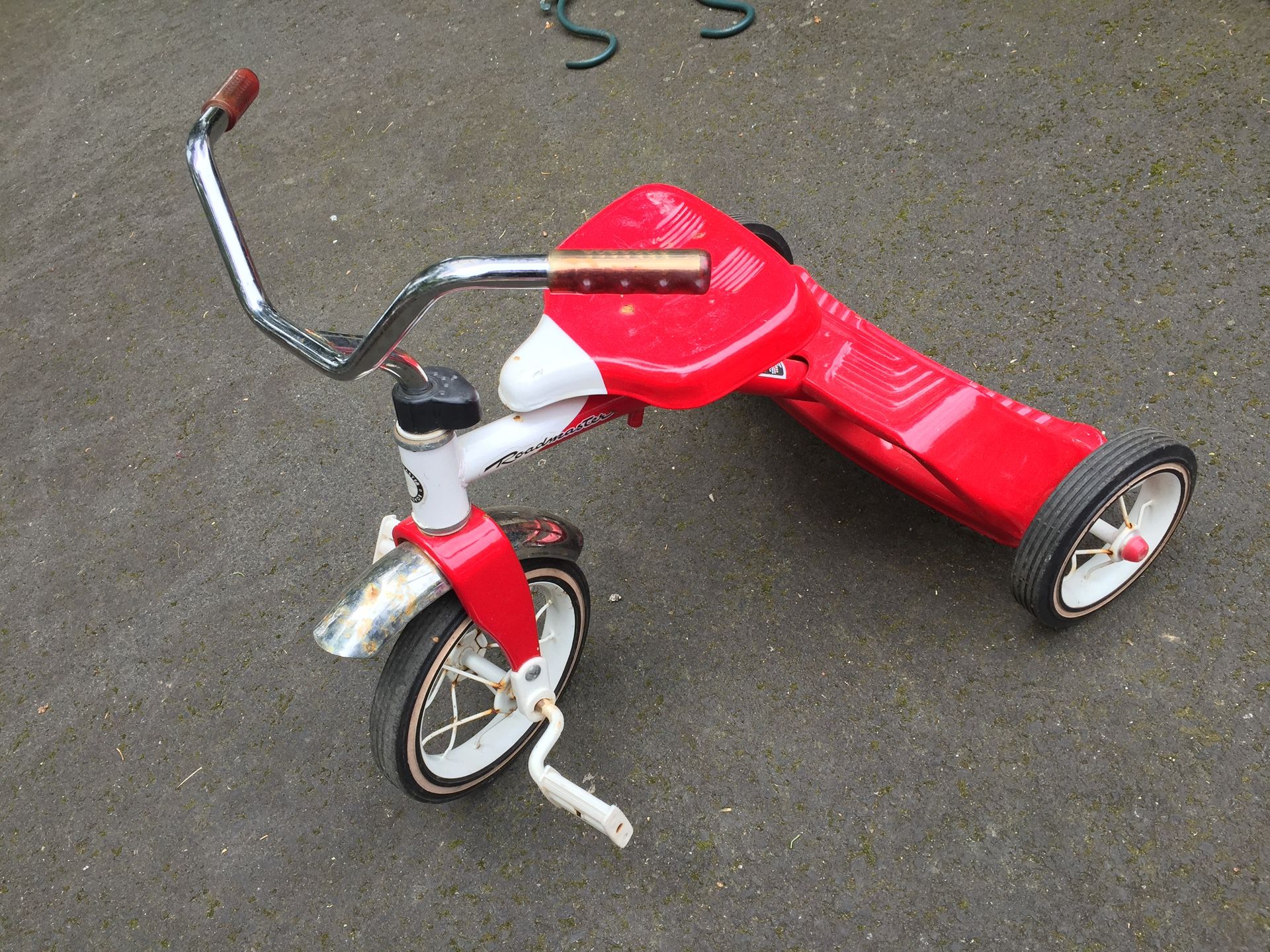 Cute Vintage Red Tricycle, Metal, Ages 1-3ish