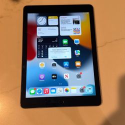 iPad 6th Gen