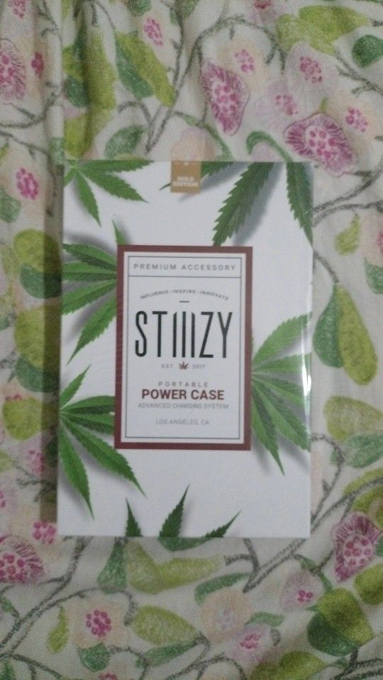 Stiiizy Portable Charger 