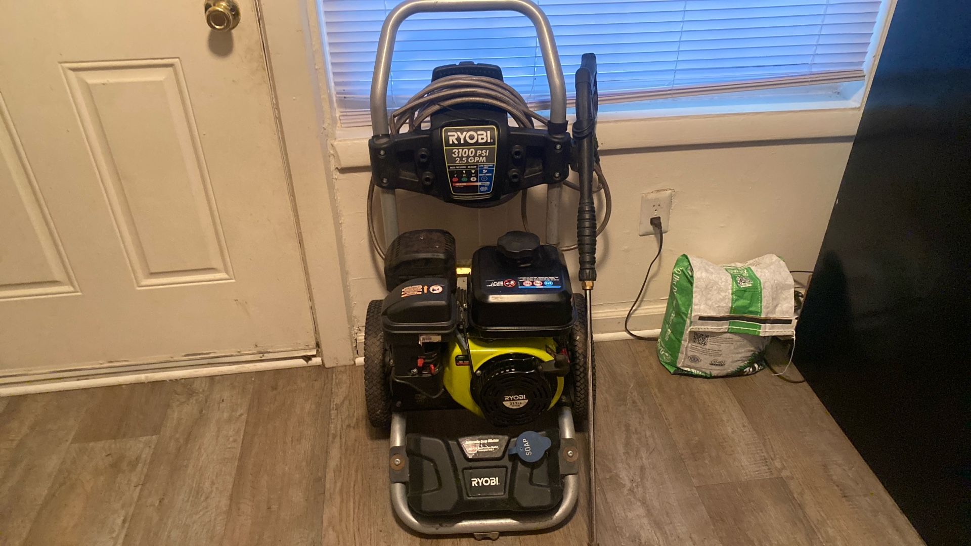 Ryobi 3,100 PSI (Gas) Pressure Washer 2.5GPM