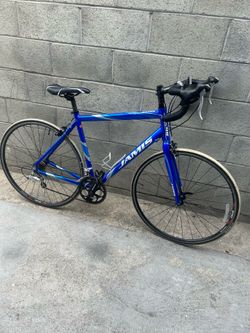 Road bicycle
