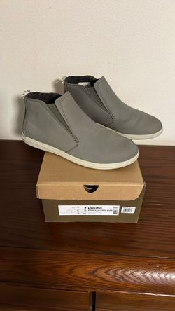 OluKai Women’s Size 9 Dusty Olive Color Leather High tops