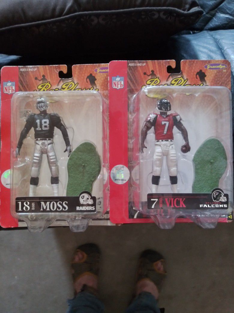 Re-Plays MOSS/ VICK ACTION FIGURES (POSABLE)