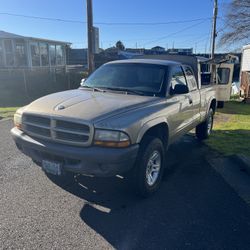 2003 Dodge Dakota
