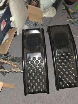 Metal car ramps