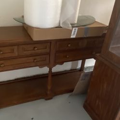 China Cabinet And Hutch