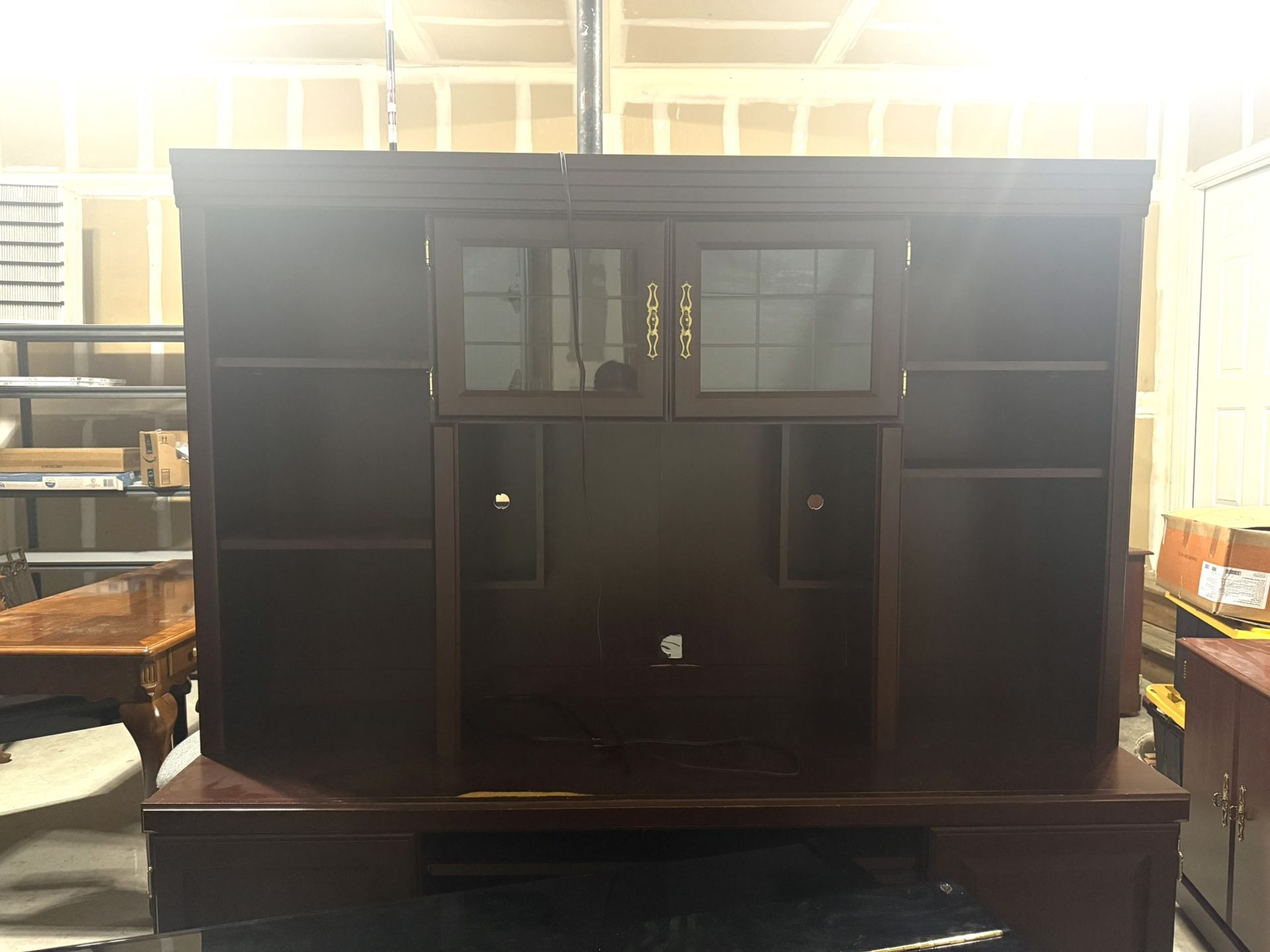 Office Hutch