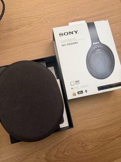 Sony XM4 noise cancel headphones