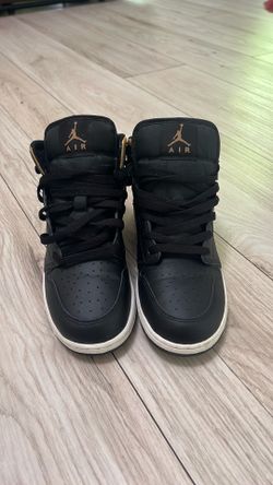 Kids Jordan 1 Mid Black Metallic Gold