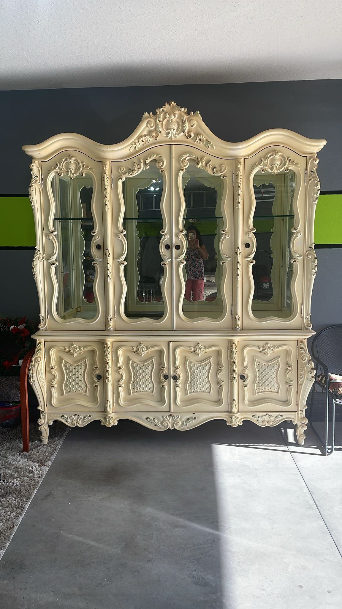 Italian Furniture China Cabinet