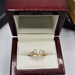 Solid 14kt Gold Girls Ring Anillo De Niña En Oro 14kt Solido