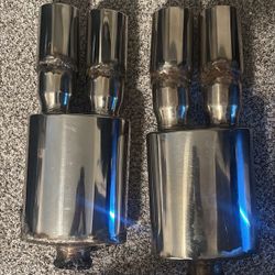 Dual Exit Exhaust Mufflers With Quad Tips