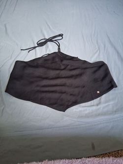 Medium Black Top