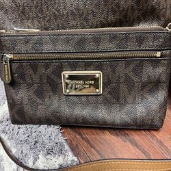 Michael Kors clutch wallet