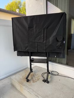 50” outdoor smart tv+ cover and stand