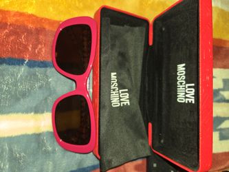 Love Moschino Pink Sunglasses with Case