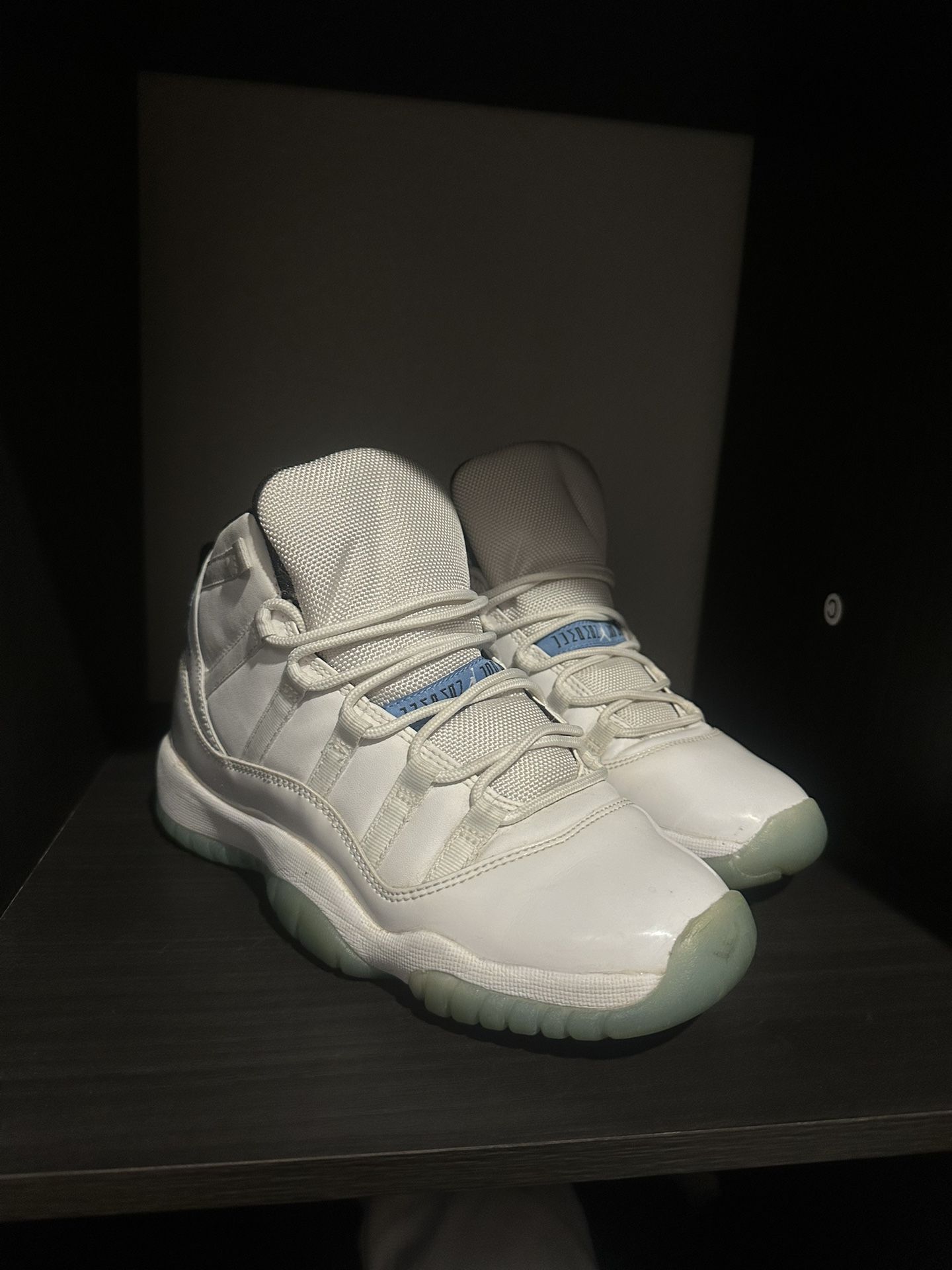 Air Jordan 11 “Legend Blue / Columbia”