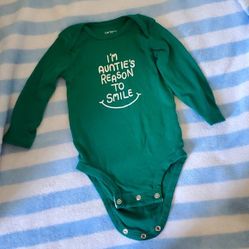 i'm Aunties reason to smile Tshirt onesie