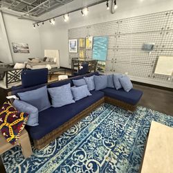 Out Door Sectional Sofa 