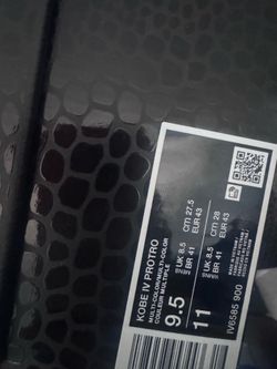 Kobe size 9.5 Ds