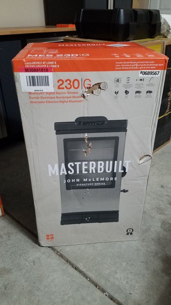 Masterbuilt MES 230G Bluetooth Digital Electric Smoker
