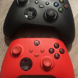 Xbox Series X Controllers
