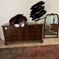 Large Oak Dresser Vanity Mirror And Side Flower Table 