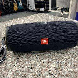 JBL CHARGE 4 Bluetooth Portable Speaker