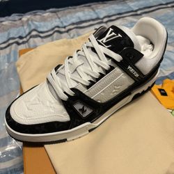 Louis Vuitton Sneakers 