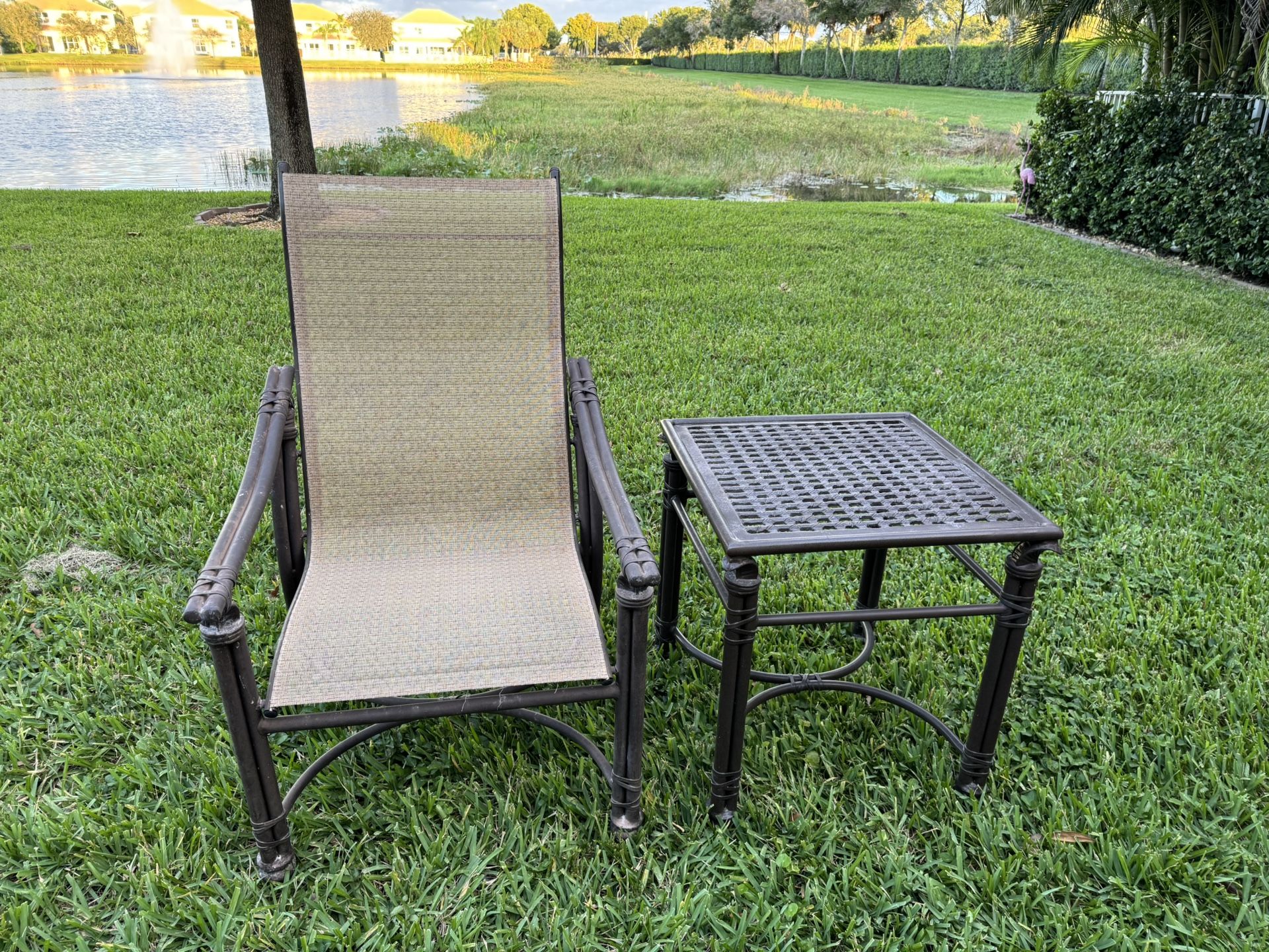 Cast Aluminum Outdoor Patio Chair with Matching End Table 