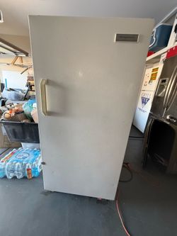 Frigidaire Freezer