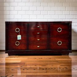 Bassett  Hardwood Dresser with 9 Drawers FREE DELIVERY