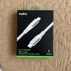 Belkin Boost Charge USB-C With Lighting Connector + Strap 6.6 Feet White 