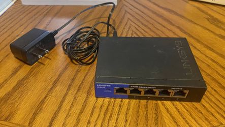 Linksys - 5-Port Gigabit Ethernet Switch