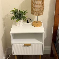 Set of 2 nightstands with outlets