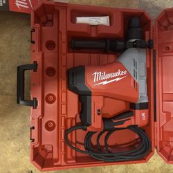 Milwaukee 1-3/4” SDS MAX Rotary Hammer 