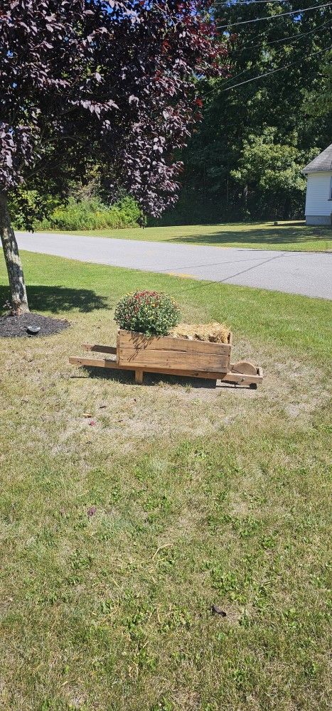 Home Made Wheel Barrow Decore