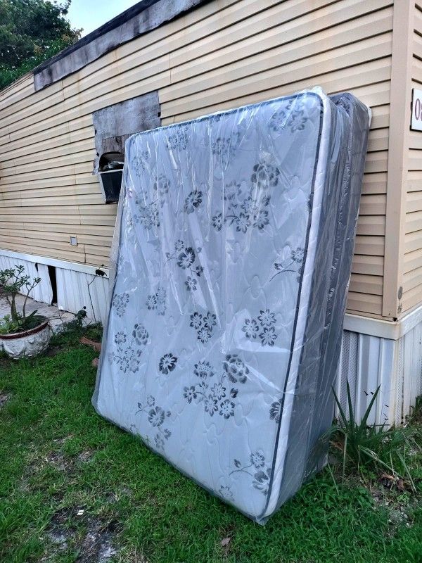 NEW QUEEN PILLOW TOP MATTRESS AND BOX SPRING -- Also Available In All Sizes.