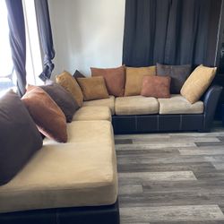 Couch Sectional 