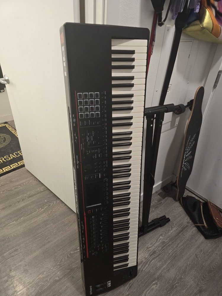 Roland Fantom 08