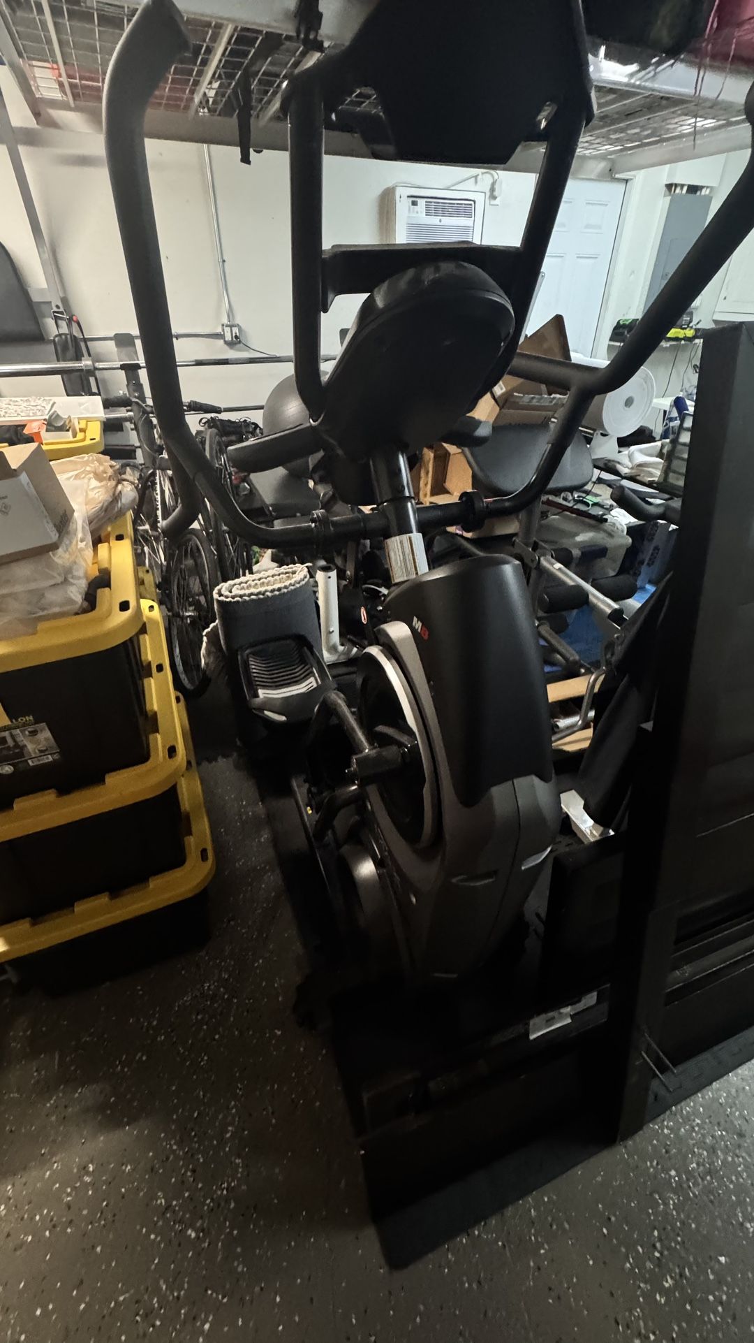 Bowlflex Max Trainer M8