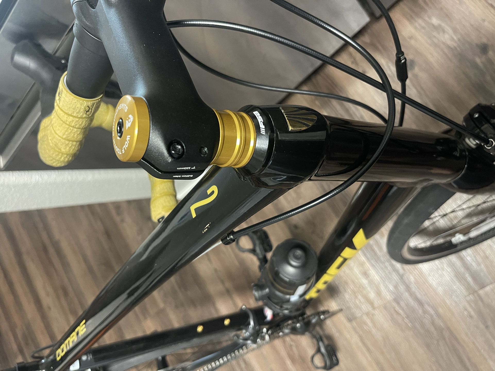 Trek Domane AL2 Bikes & Cycling