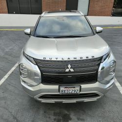 Mitsubishi Outlander SEL 2022 - Sport Pack