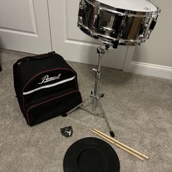 Pearl Student Snare Drum With Stand, Practice Pad And Case
