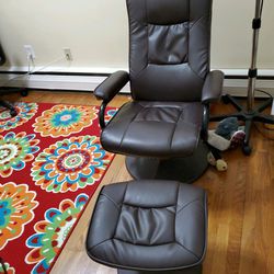 Chair With Otterman And Recliner