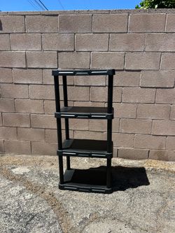 4-Tier Plastic Storage Shelf – Great Condition